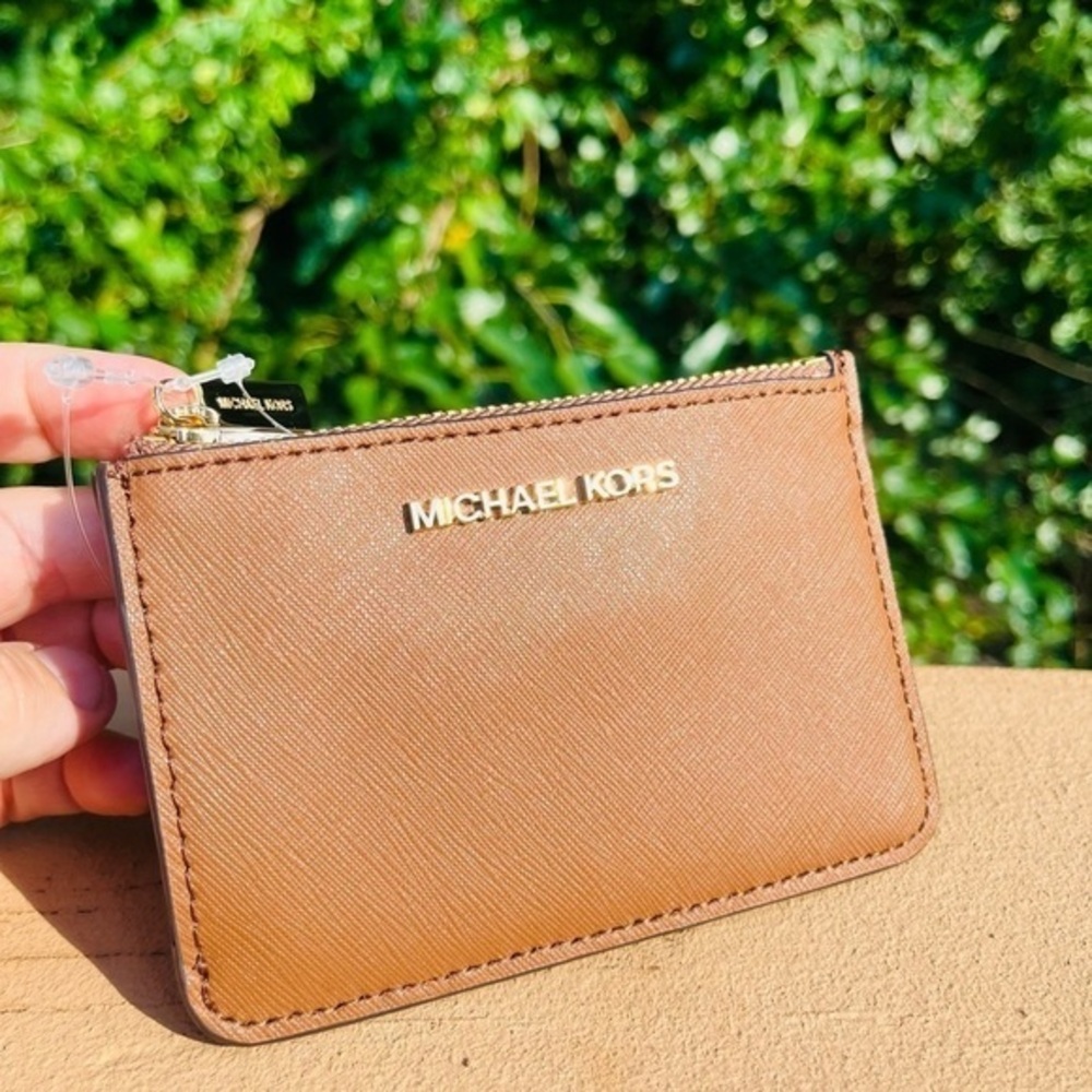 Michael Kors Leather Cardholder Wallet with Key Ring ID Case Zip NWT